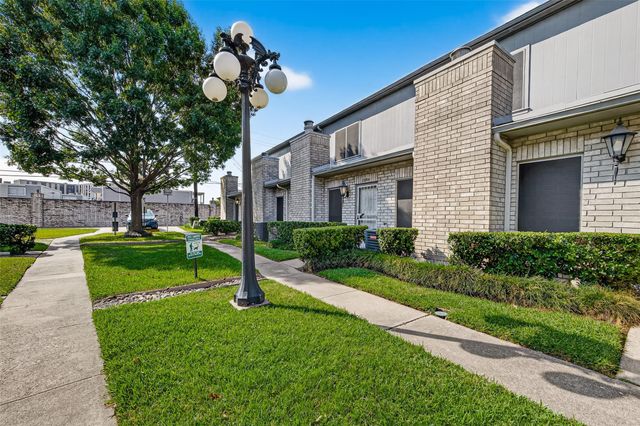 7395 Regency Square Court 7395, Houston, TX 77036