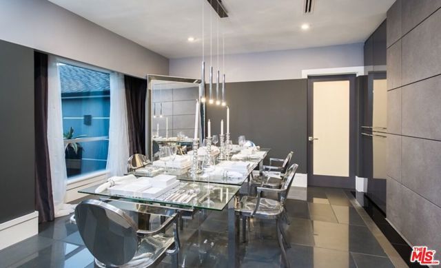 12318 W SUNSET Boulevard, Los Angeles, CA 90049