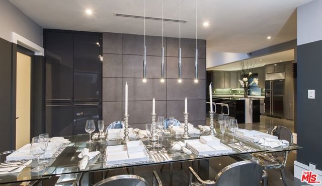 12318 W SUNSET Boulevard, Los Angeles, CA 90049