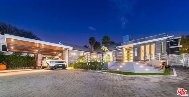 12318 W SUNSET Boulevard, Los Angeles, CA 90049