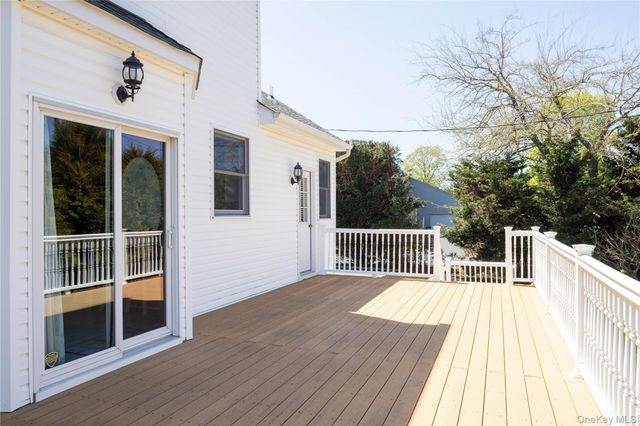445 Budds Pond Road, Southold, NY 11971