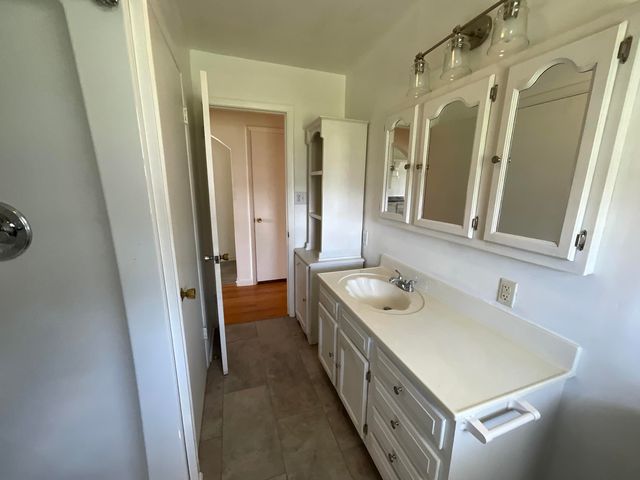 1500 Cornett Street, Somerset, KY 42501