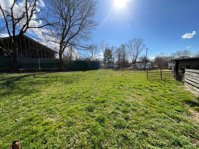 1500 Cornett Street, Somerset, KY 42501