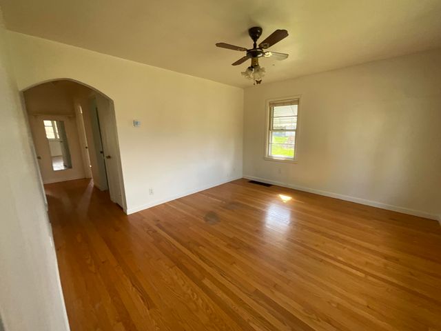 1500 Cornett Street, Somerset, KY 42501