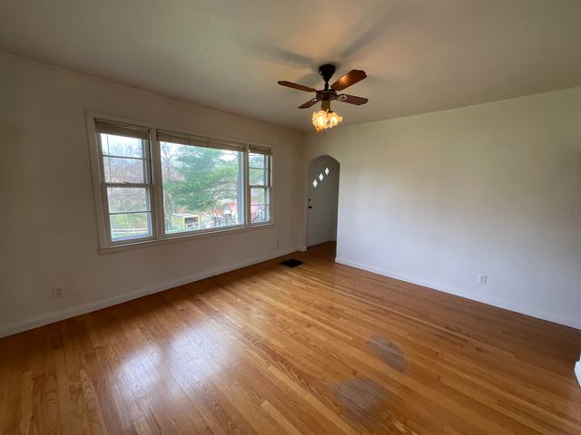 1500 Cornett Street, Somerset, KY 42501