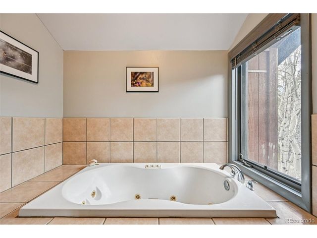 206 Pinon Cir, Black Hawk, CO 80422