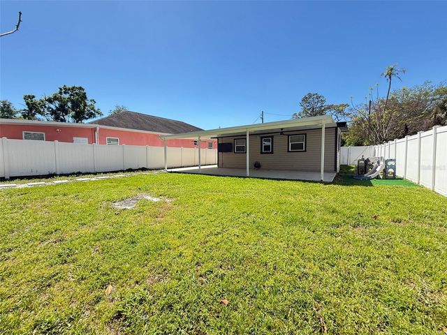 8027 N NEWPORT AVENUE, Tampa, FL 33604