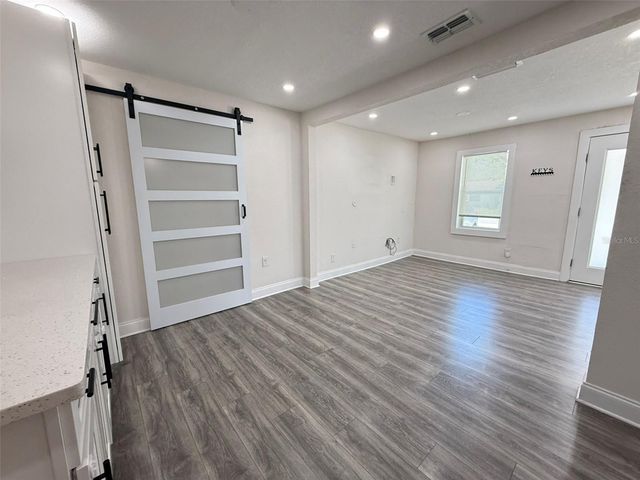 8027 N NEWPORT AVENUE, Tampa, FL 33604