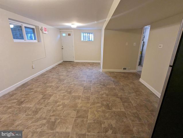 3018 SAINT CLAIR DR, Temple Hills, MD 20748