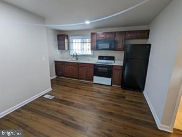 3018 SAINT CLAIR DR, Temple Hills, MD 20748