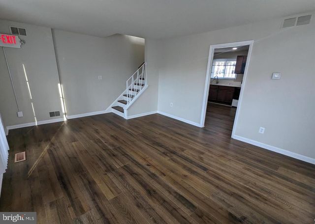 3018 SAINT CLAIR DR, Temple Hills, MD 20748