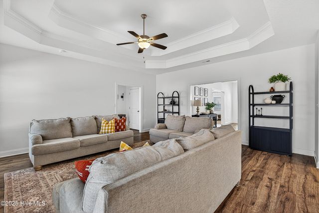 333 Water Wagon Trail, Jacksonville, NC 28546