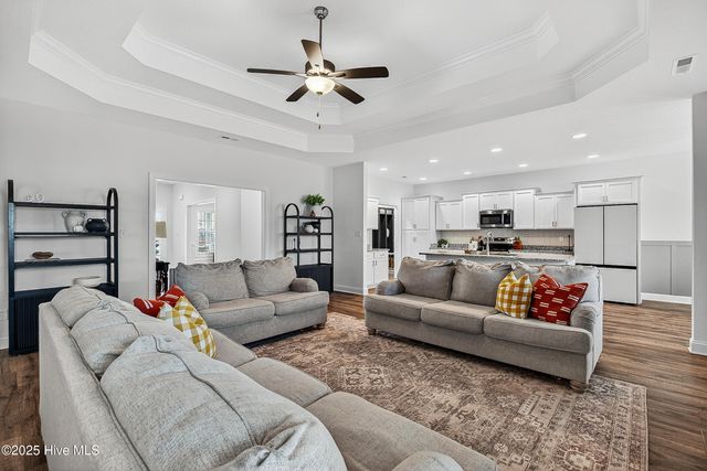 333 Water Wagon Trail, Jacksonville, NC 28546