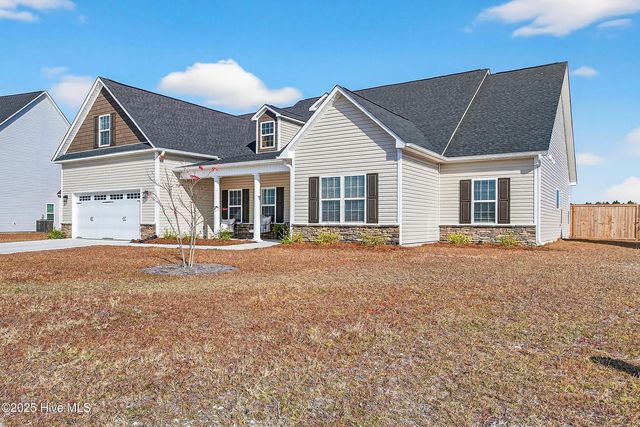 333 Water Wagon Trail, Jacksonville, NC 28546