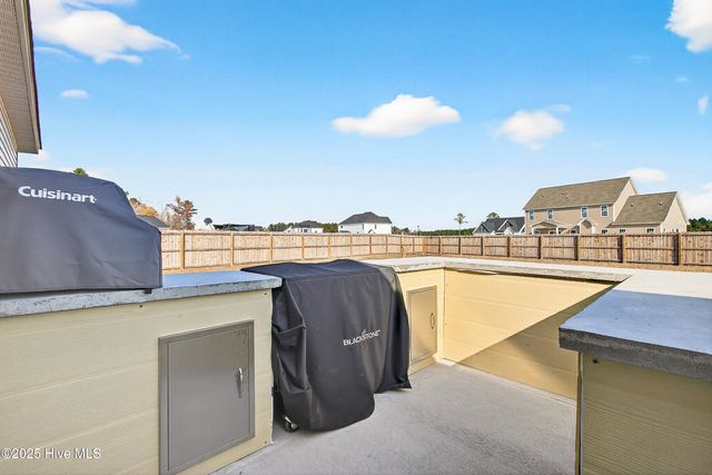 333 Water Wagon Trail, Jacksonville, NC 28546