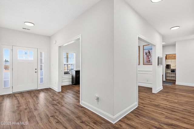 333 Water Wagon Trail, Jacksonville, NC 28546