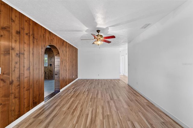 15108 SYDNEY ROAD, Dover, FL 33527