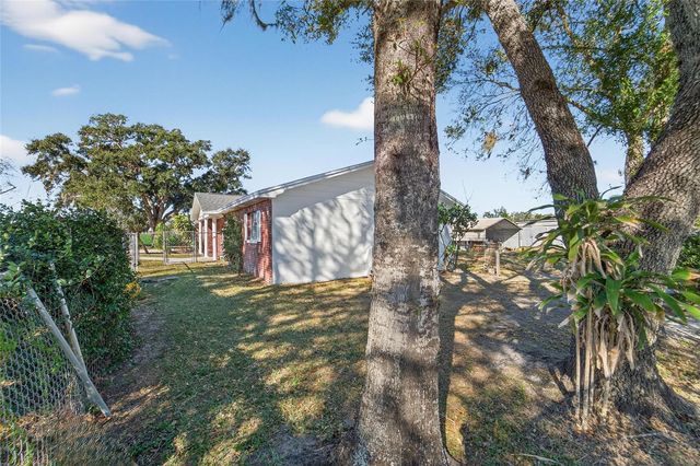 15108 SYDNEY ROAD, Dover, FL 33527