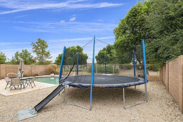 39013 N Luke Lane, San Tan Valley, AZ 85140