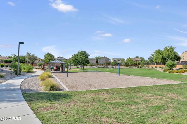 39013 N Luke Lane, San Tan Valley, AZ 85140