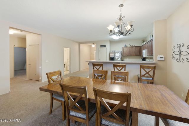 39013 N Luke Lane, San Tan Valley, AZ 85140