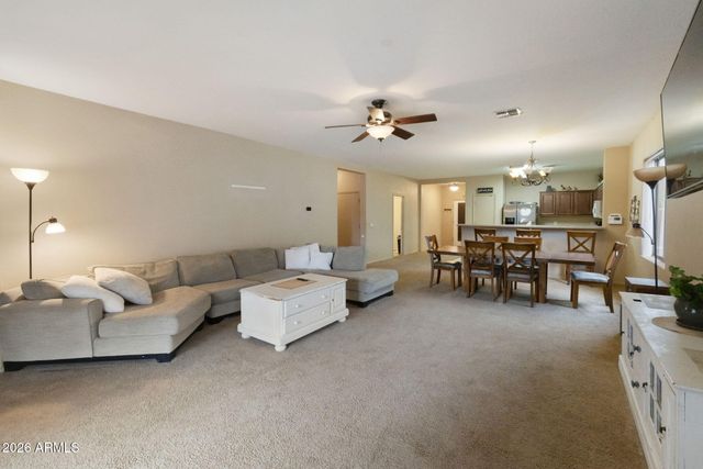 39013 N Luke Lane, San Tan Valley, AZ 85140