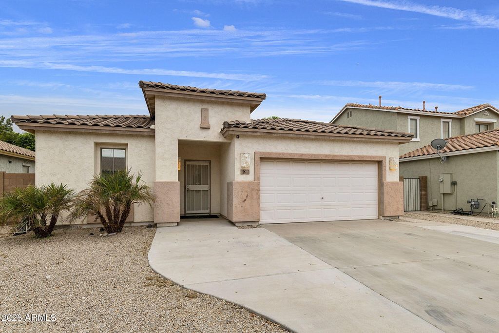 39013 N Luke Lane, San Tan Valley, AZ 85140 — exterior