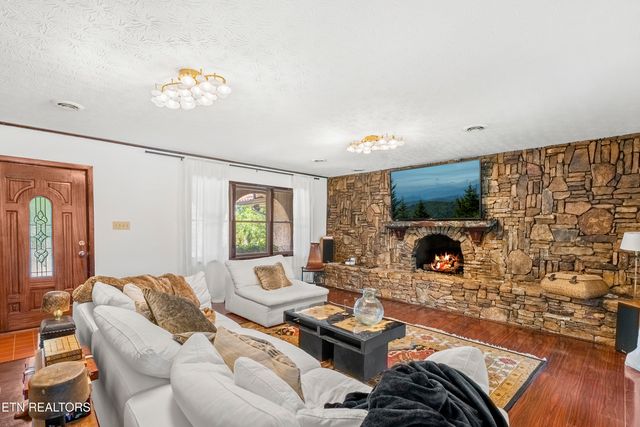 3850 McDonald Way, Sevierville, TN 37876