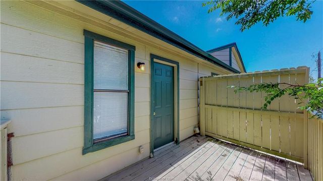 801 San Pedro Drive D, College Station, TX 77845