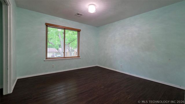 2503 Parkwood Drive, Claremore, OK 74017