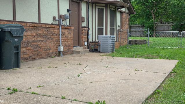 2503 Parkwood Drive, Claremore, OK 74017