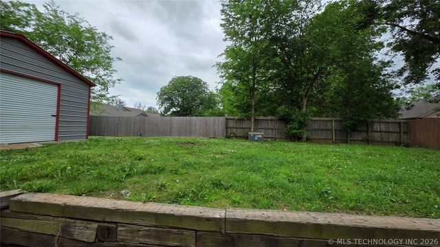 2503 Parkwood Drive, Claremore, OK 74017