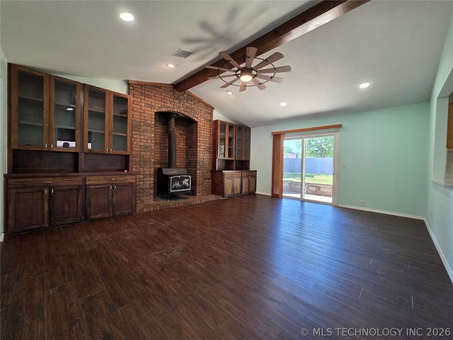 2503 Parkwood Drive, Claremore, OK 74017