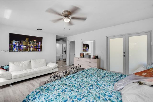 11311 NW 23rd St, Pembroke Pines, FL 33026