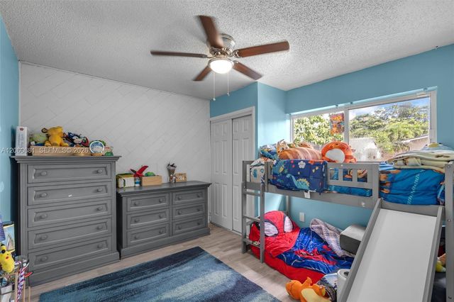 11311 NW 23rd St, Pembroke Pines, FL 33026