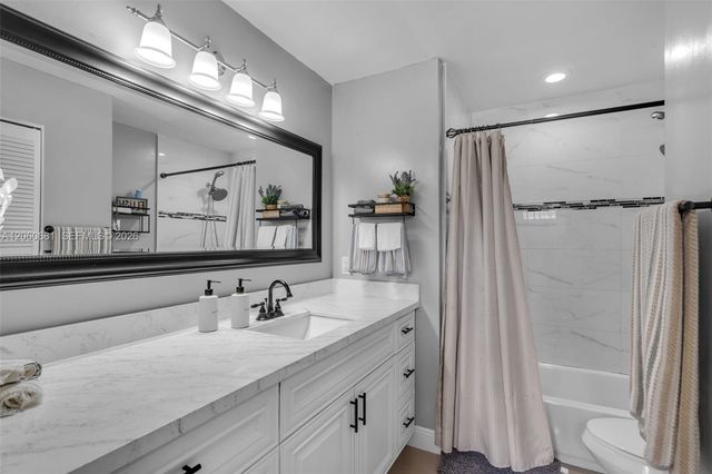 11311 NW 23rd St, Pembroke Pines, FL 33026