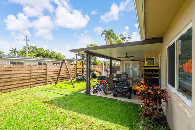 11311 NW 23rd St, Pembroke Pines, FL 33026