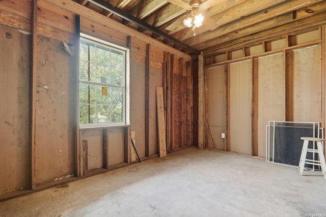 11943 WHITE BIRCH ST, San Antonio, TX 78245