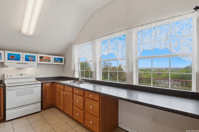 11943 WHITE BIRCH ST, San Antonio, TX 78245