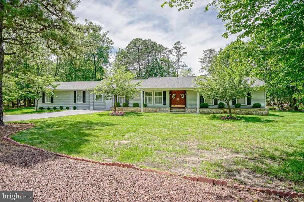 108 HEATH RD, Medford, NJ 08055