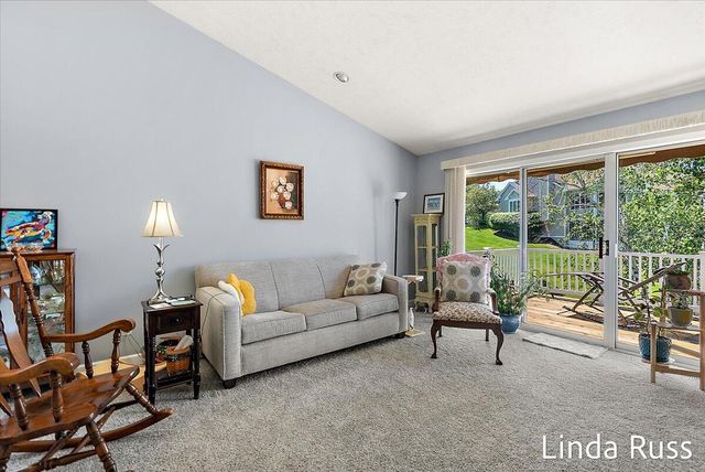 3912 Pemberton Drive 45, Grand Rapids, MI 49508
