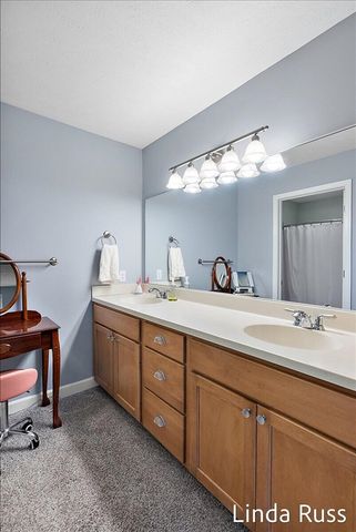3912 Pemberton Drive 45, Grand Rapids, MI 49508