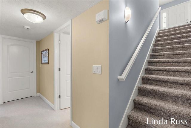 3912 Pemberton Drive 45, Grand Rapids, MI 49508