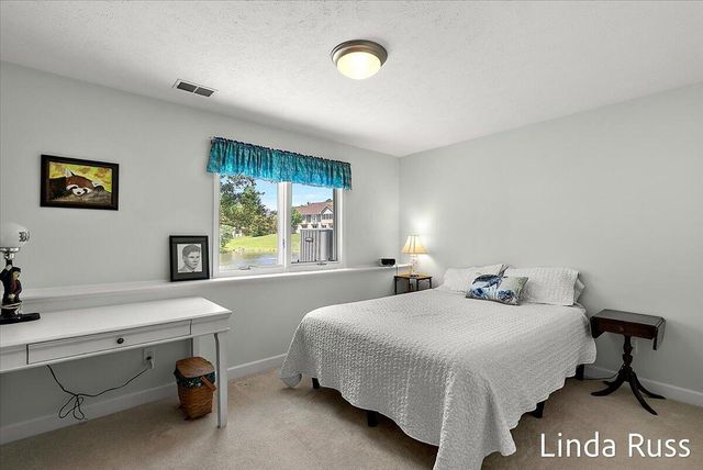 3912 Pemberton Drive 45, Grand Rapids, MI 49508