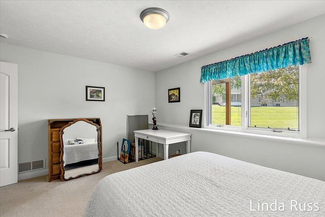 3912 Pemberton Drive 45, Grand Rapids, MI 49508