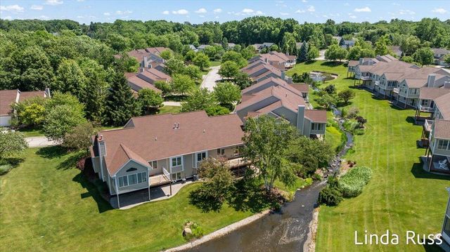 3912 Pemberton Drive 45, Grand Rapids, MI 49508