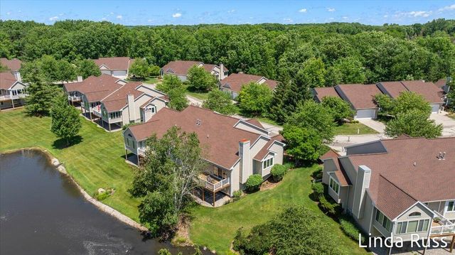 3912 Pemberton Drive 45, Grand Rapids, MI 49508