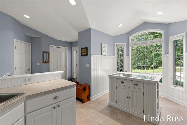 3912 Pemberton Drive 45, Grand Rapids, MI 49508