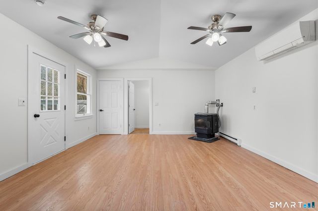 12 Garden Court, Groton, CT 06355