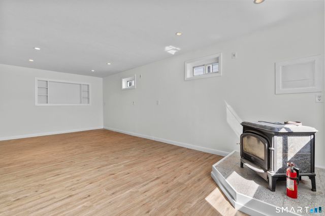 12 Garden Court, Groton, CT 06355